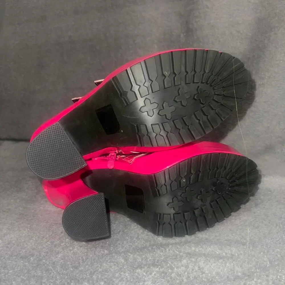 Ellie Women's Hot Pink PVC Boots Buckles Platform Size 8